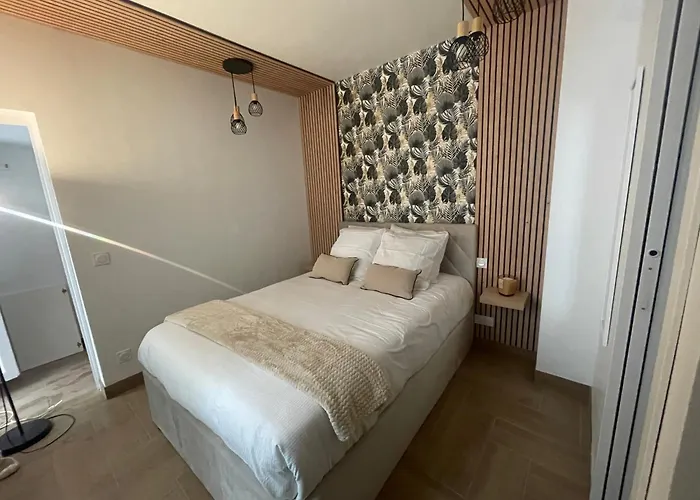 דירה Eiffel Tour Cosy Bali *